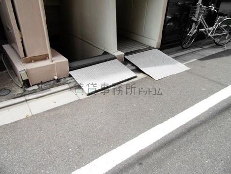 正面玄関