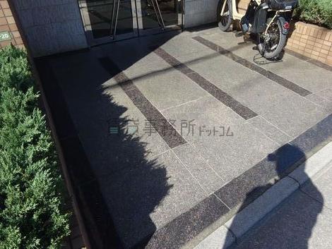正面玄関