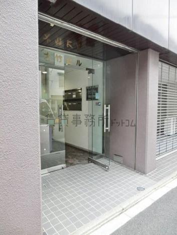 正面玄関