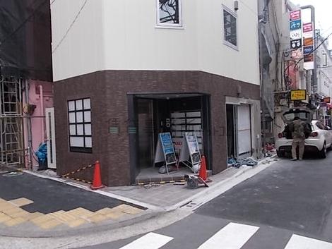 正面玄関