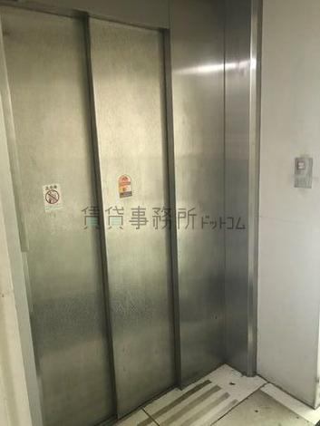 エレベーター