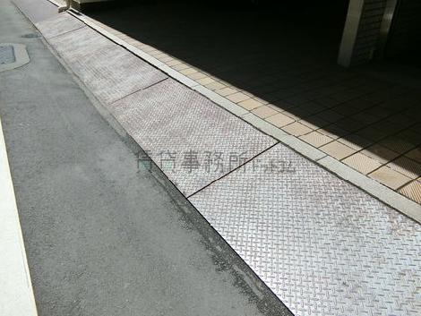 正面玄関
