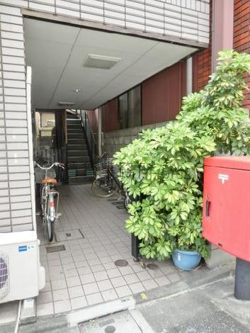正面玄関