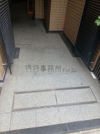 正面玄関