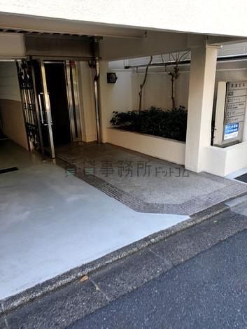 正面玄関