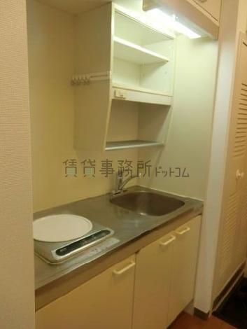 ロイヤルパレス原宿の給湯室