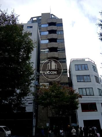 銀一パークビルの外観写真