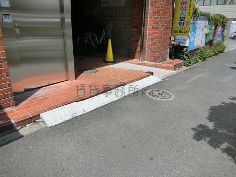 正面玄関