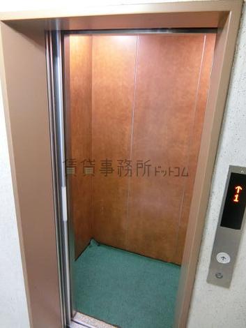 エレベーター