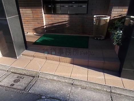 正面玄関