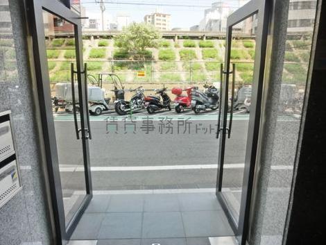 正面玄関