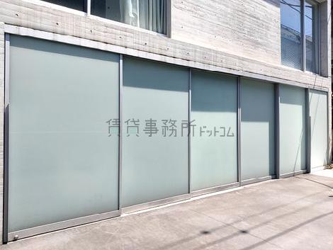 正面玄関