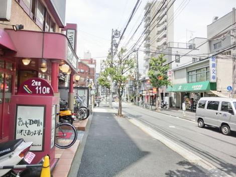 早稲田通り沿い