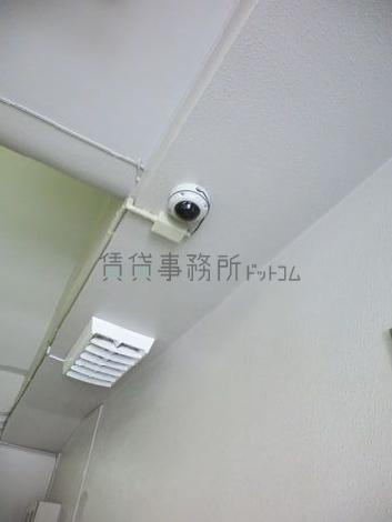 防犯カメラを設置