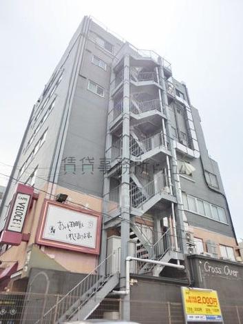 側面側の外観