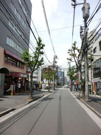 神楽坂駅方面