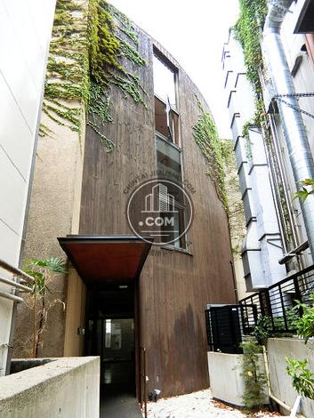 NISHIAZABU ROJI BLDGの外観写真