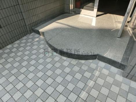 正面玄関