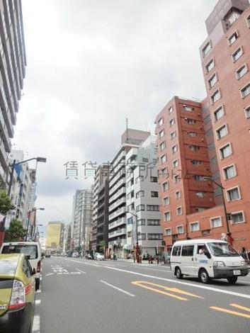 浅草駅方面