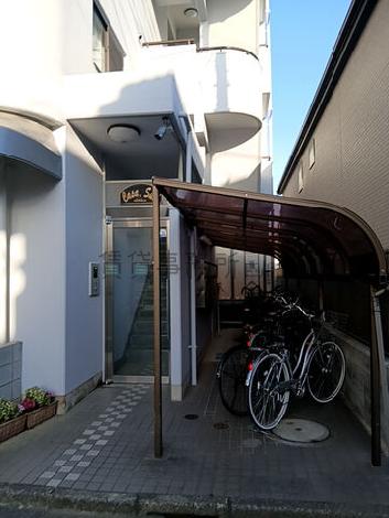 正面玄関