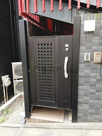 正面玄関