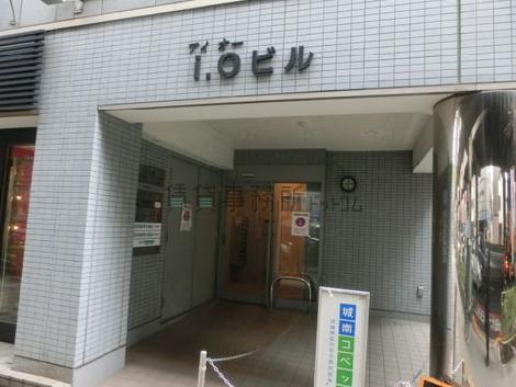 正面玄関