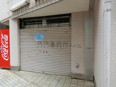 正面玄関