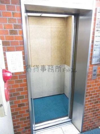 エレベーター