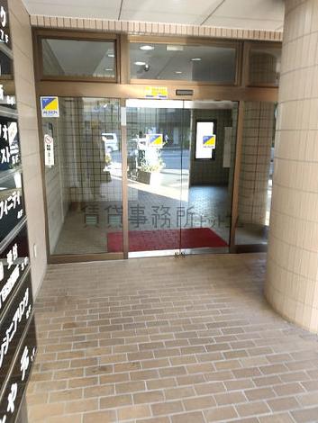 正面玄関