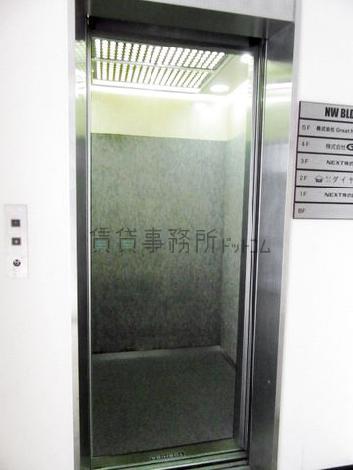 エレベーター