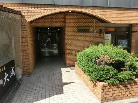 正面玄関