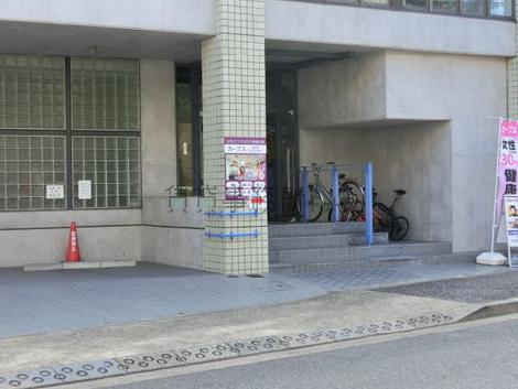 正面玄関