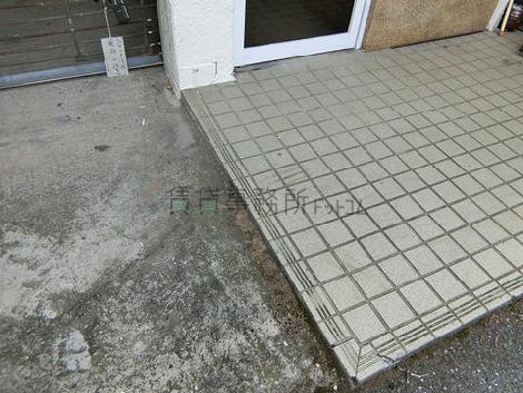 正面玄関