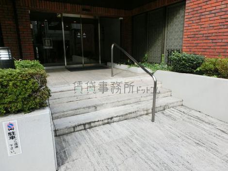 正面玄関