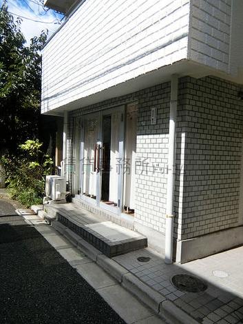 正面玄関