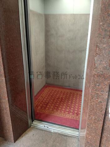 エレベーター