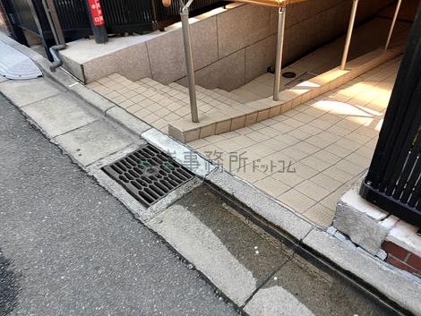 正面玄関
