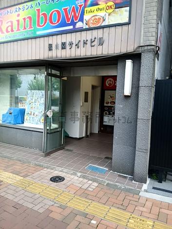 正面玄関