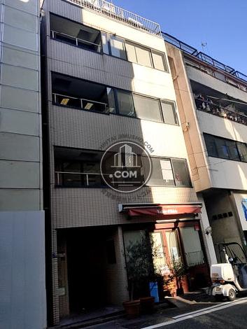 港新川ビルの外観写真
