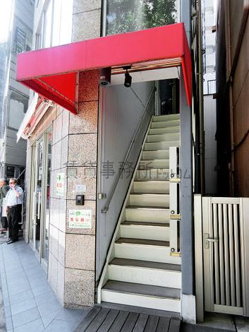 正面玄関