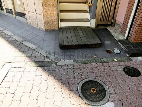 正面玄関