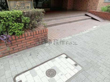 正面玄関
