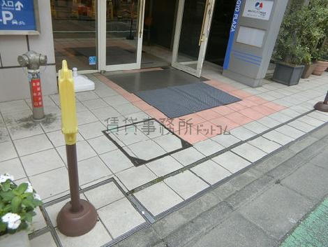 正面玄関