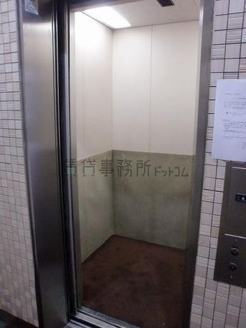 エレベーター