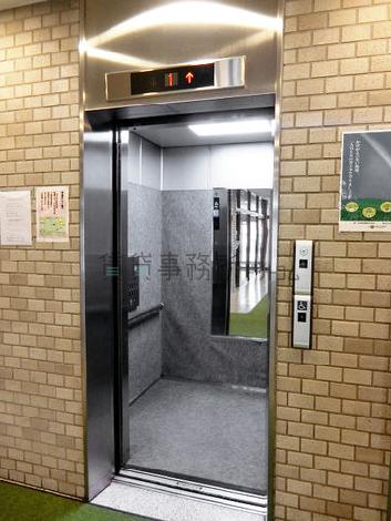 エレベーター