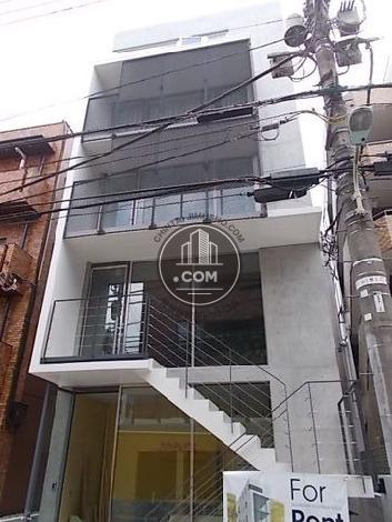 原宿UENOビルの外観写真