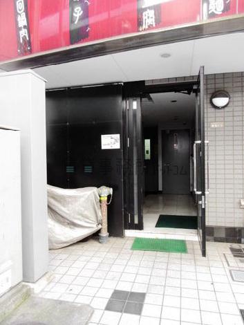 正面玄関