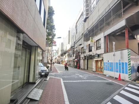 全面道路右手の様子