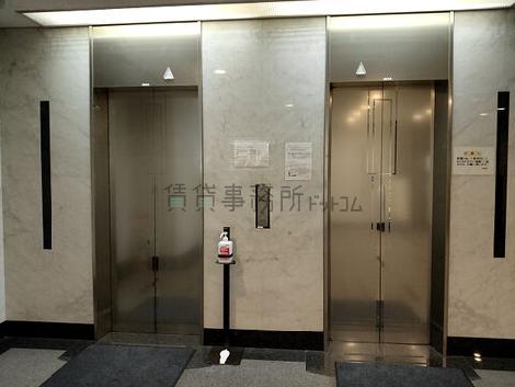 エレベーター2基