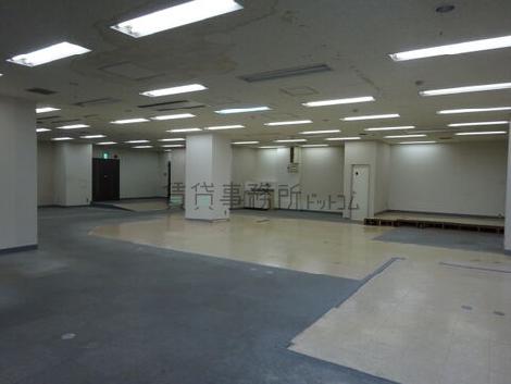 唐木田センタービルの室内
